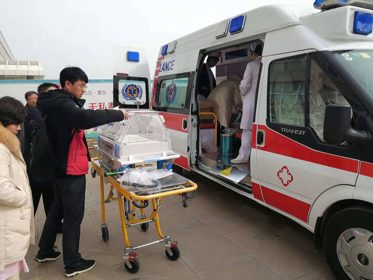 通河县救护车转院